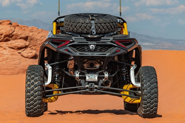 elektric offroad 2024 to current can am maverick r rear volt bumper 2 door only 9.jpg