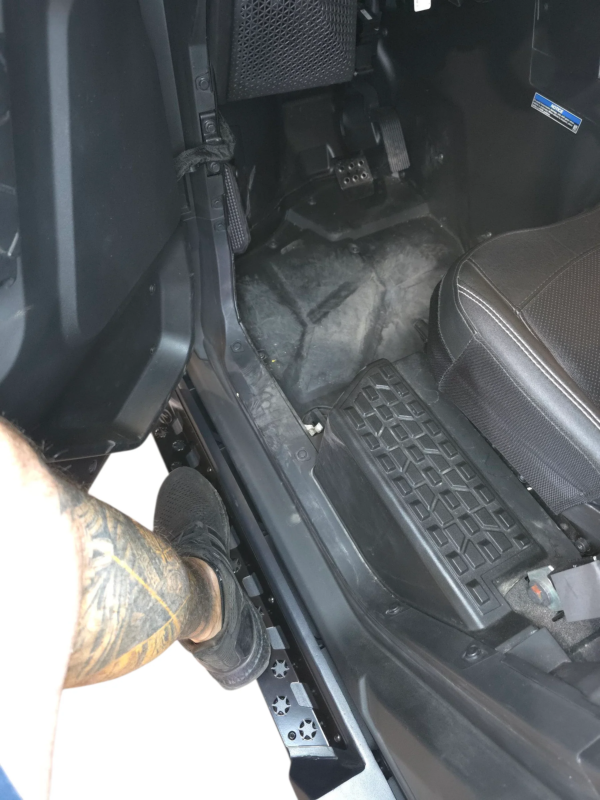 Elektric Offroad 2024+ Polaris Xpedition Rock Step 2 Seat 10.png