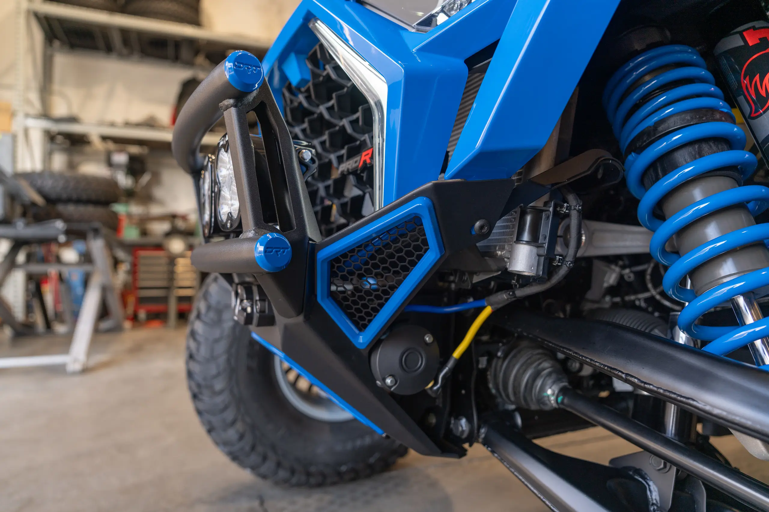 1 2 polaris rzr pro r black ops 6000 lb utv winch jagged x offroad