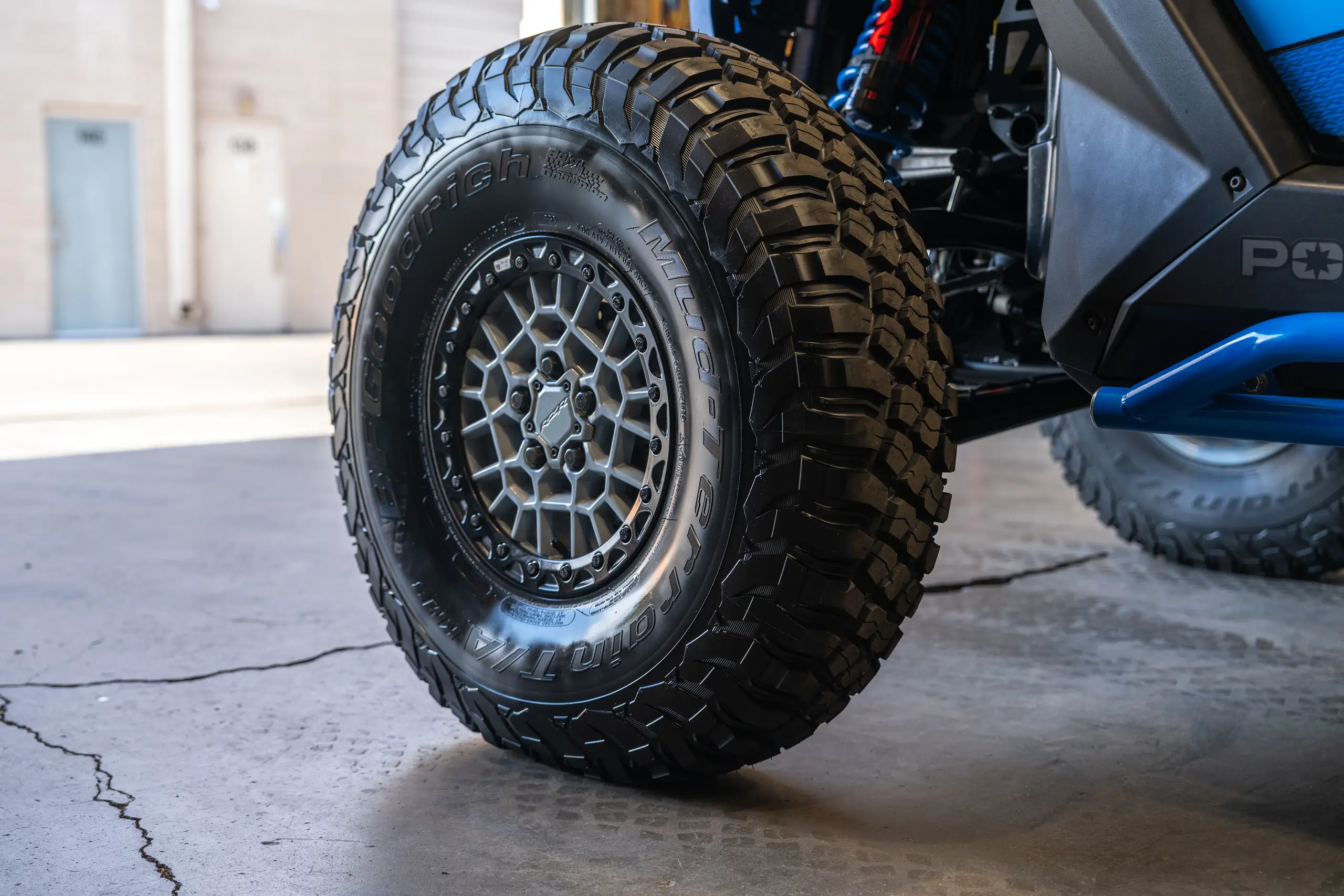 2 1 polaris rzr pro r ultra 35 inch bfg km3 tires jagged x offroad